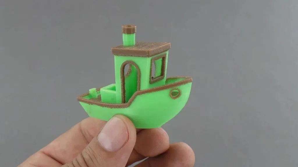 Bản in 3D Benchy màu kép đa phần v45 hiển thị chi tiết