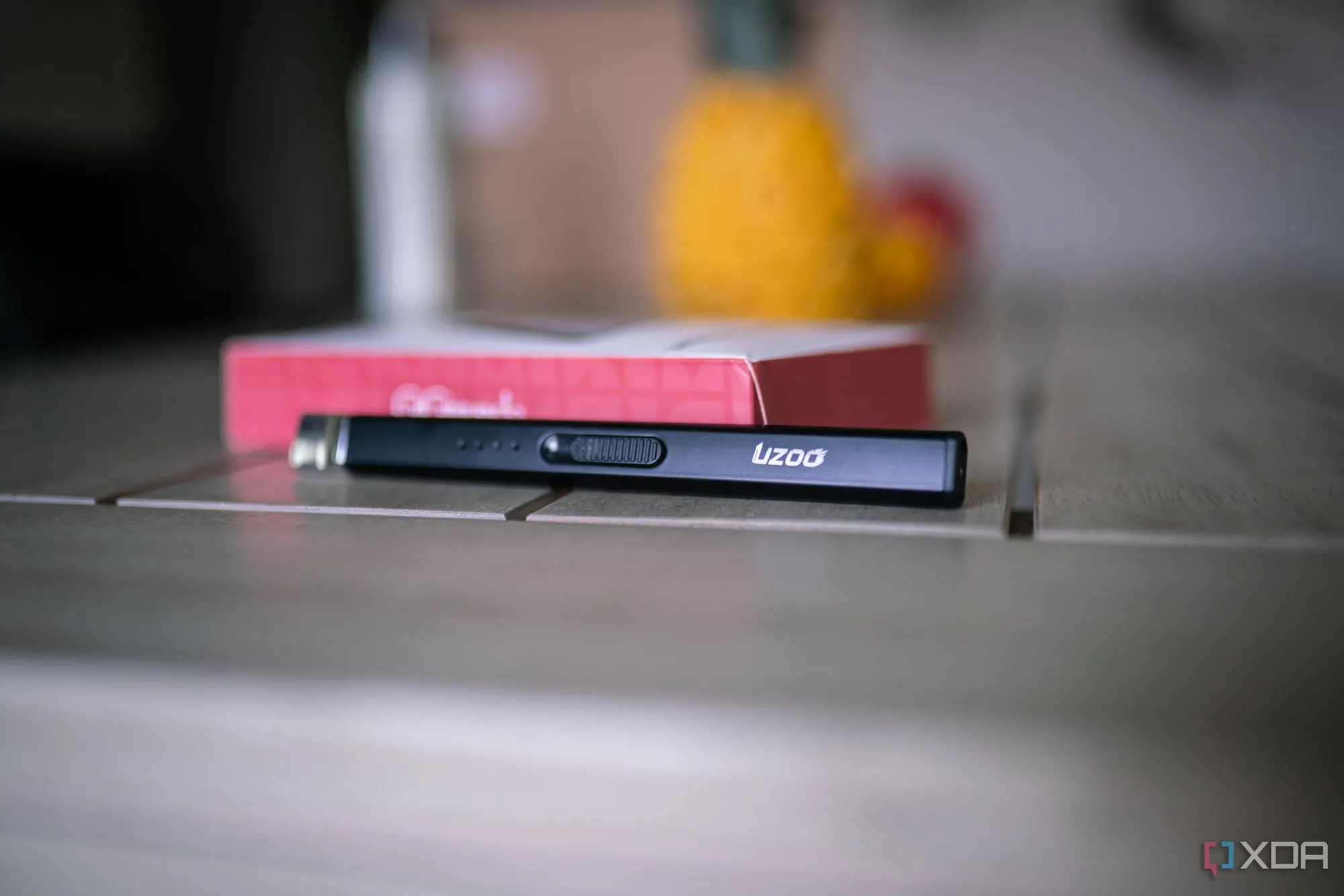 Bật lửa điện USB-C dùng để thắp nến hoặc các vật dụng nhỏ