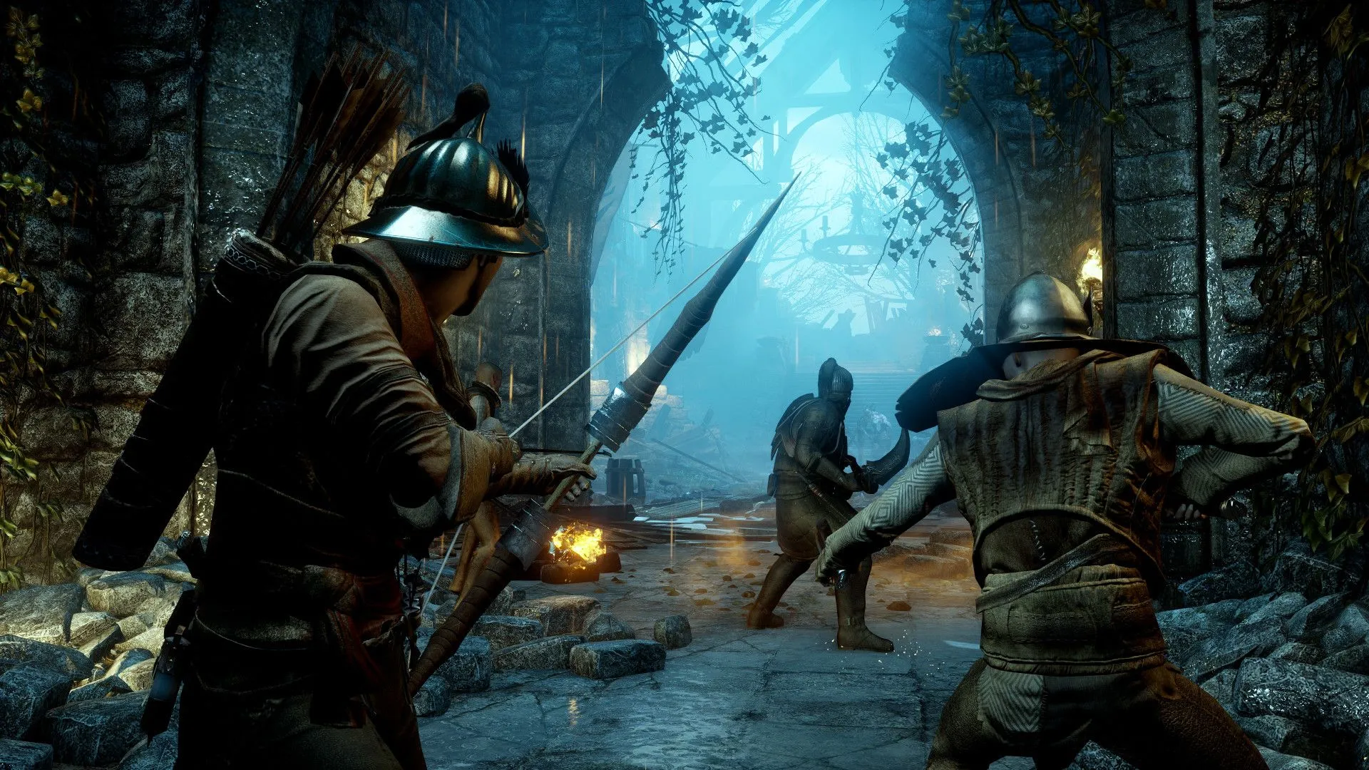 Các nhân vật đang chiến đấu với quái vật trong game nhập vai Dragon Age: Inquisition, với đồ họa vẫn ấn tượng sau một thập kỷ.
