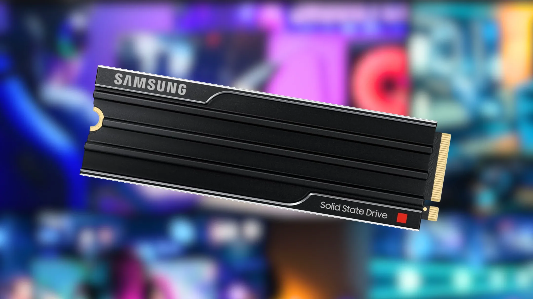 Cận cảnh SSD Samsung 9100 Pro 1TB đi kèm tản nhiệt (heatsink) giúp tối ưu hiệu suất làm mát