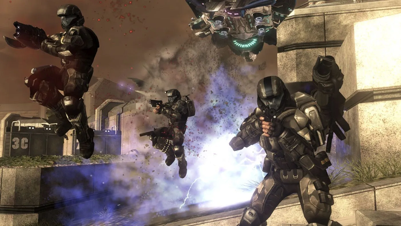 Chiến binh ODST chiến đấu chống lại Covenant trong Halo 3: ODST