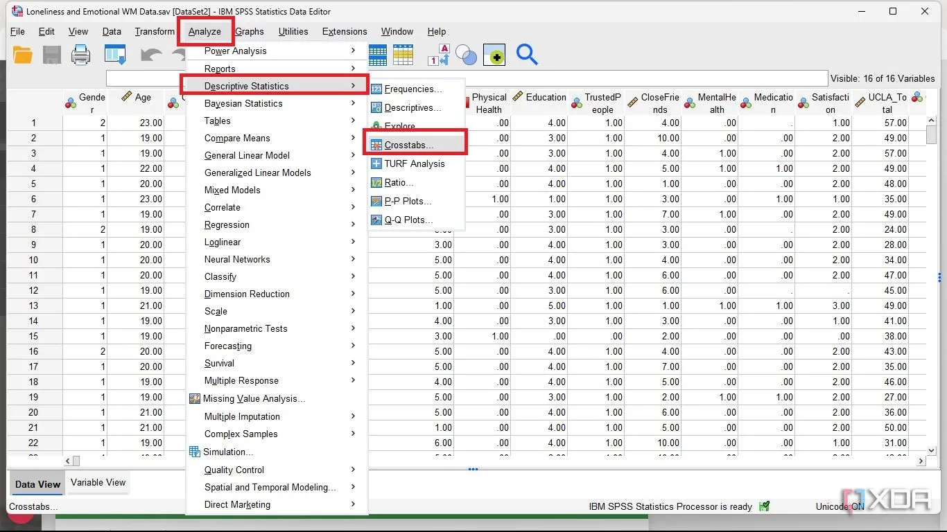 Chọn Crosstabs để thực hiện kiểm định Chi-Square trong SPSS
