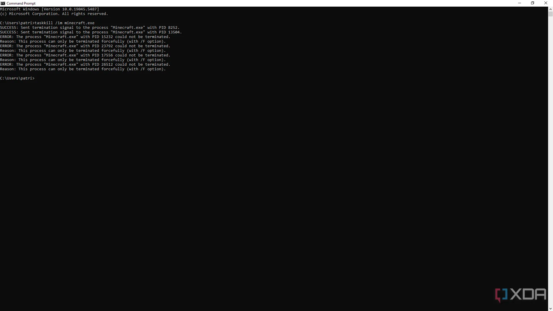 Cửa sổ Command Prompt hiển thị quá trình dừng ứng dụng bằng lệnh taskkill