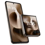 Điện thoại gập Motorola Razr Ultra với thiết kế sang trọng và màn hình ngoài lớn