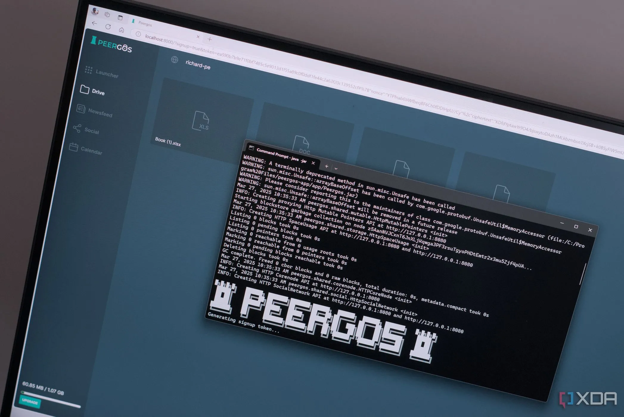 Giao diện bảng điều khiển dòng lệnh (command-line dashboard) của Peergos, hiển thị các tùy chọn quản lý và cấu hình hệ thống lưu trữ phi tập trung.