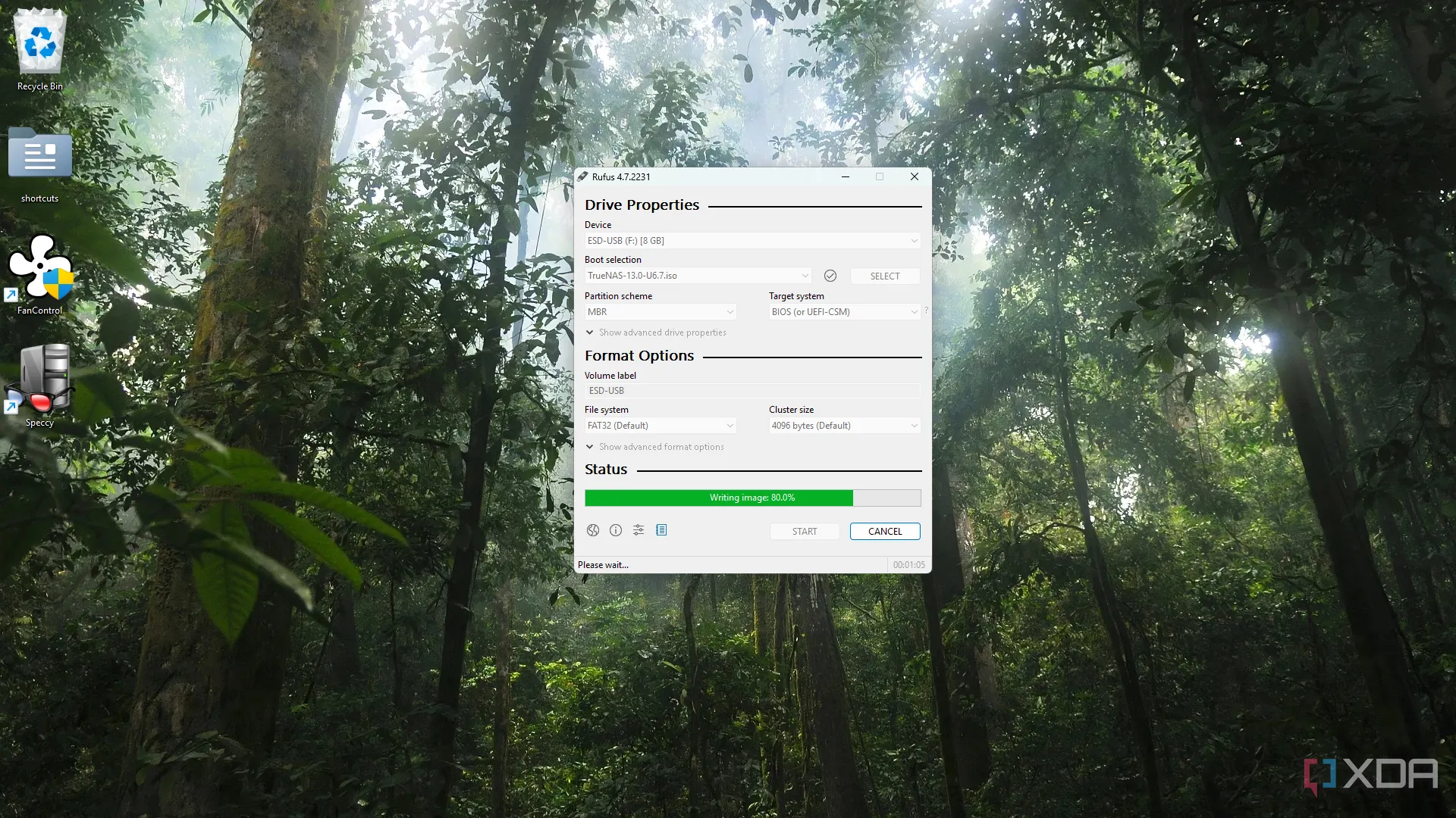 Giao diện Rufus hiển thị quá trình tạo USB khởi động, minh họa tốc độ xử lý hình ảnh ISO