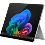 Hình ảnh tổng thể Microsoft Surface Pro 11 với bàn phím Flex Keyboard màu xanh