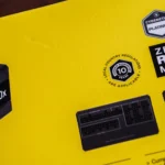 Hộp nguồn máy tính Corsair RM1000x hiển thị rõ ràng thời hạn bảo hành 10 năm, yếu tố quan trọng khi chọn mua PSU chất lượng