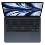 MacBook Air M2 trên nền trong suốt