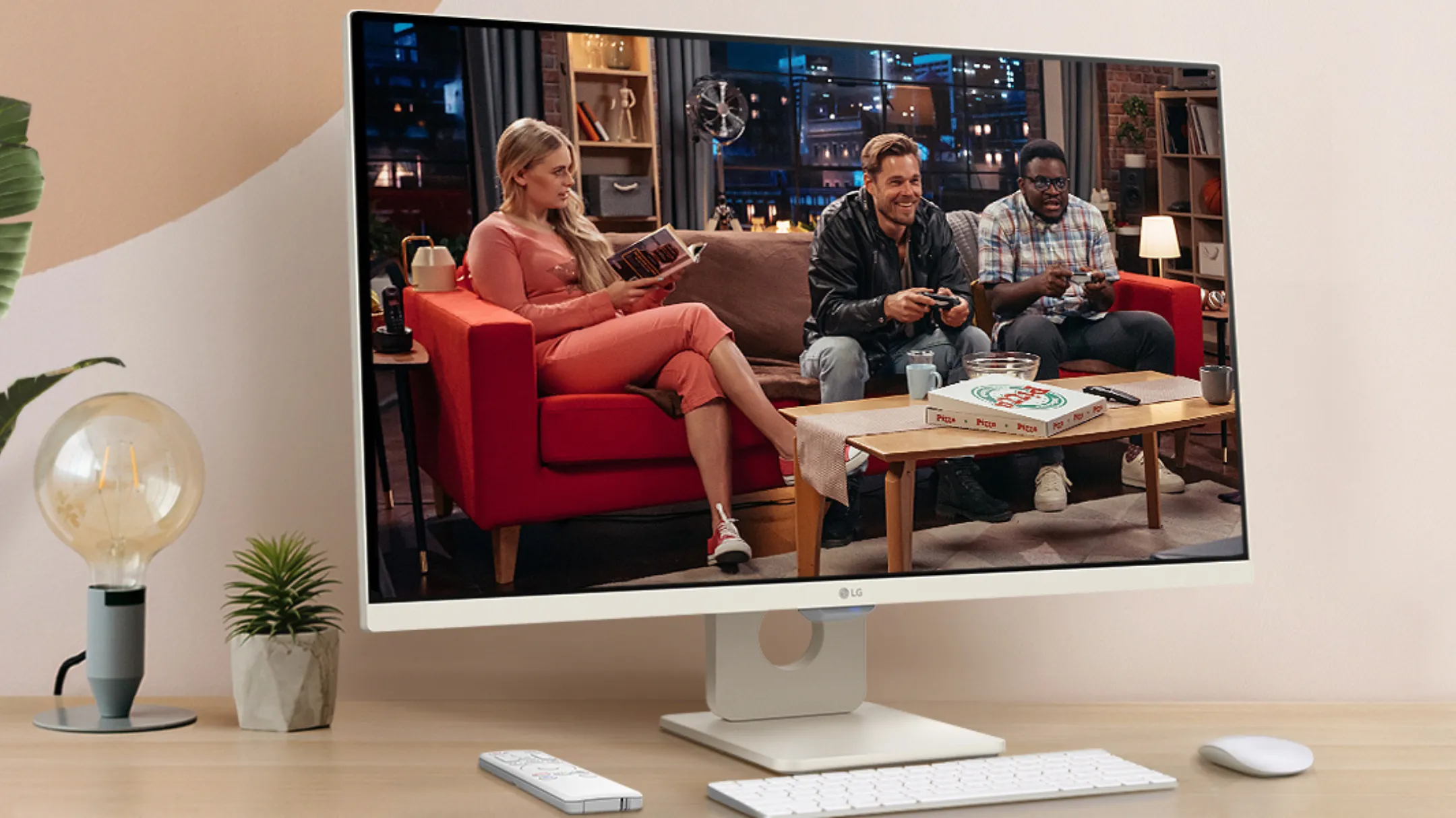 Màn hình LG MyView Smart Monitor 27SR50F-W trên bàn làm việc hiện đại