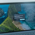 Máy tính bảng Windows 11 hiển thị cửa sổ nhắc nhở yêu cầu quyền quản trị cho một ứng dụng
