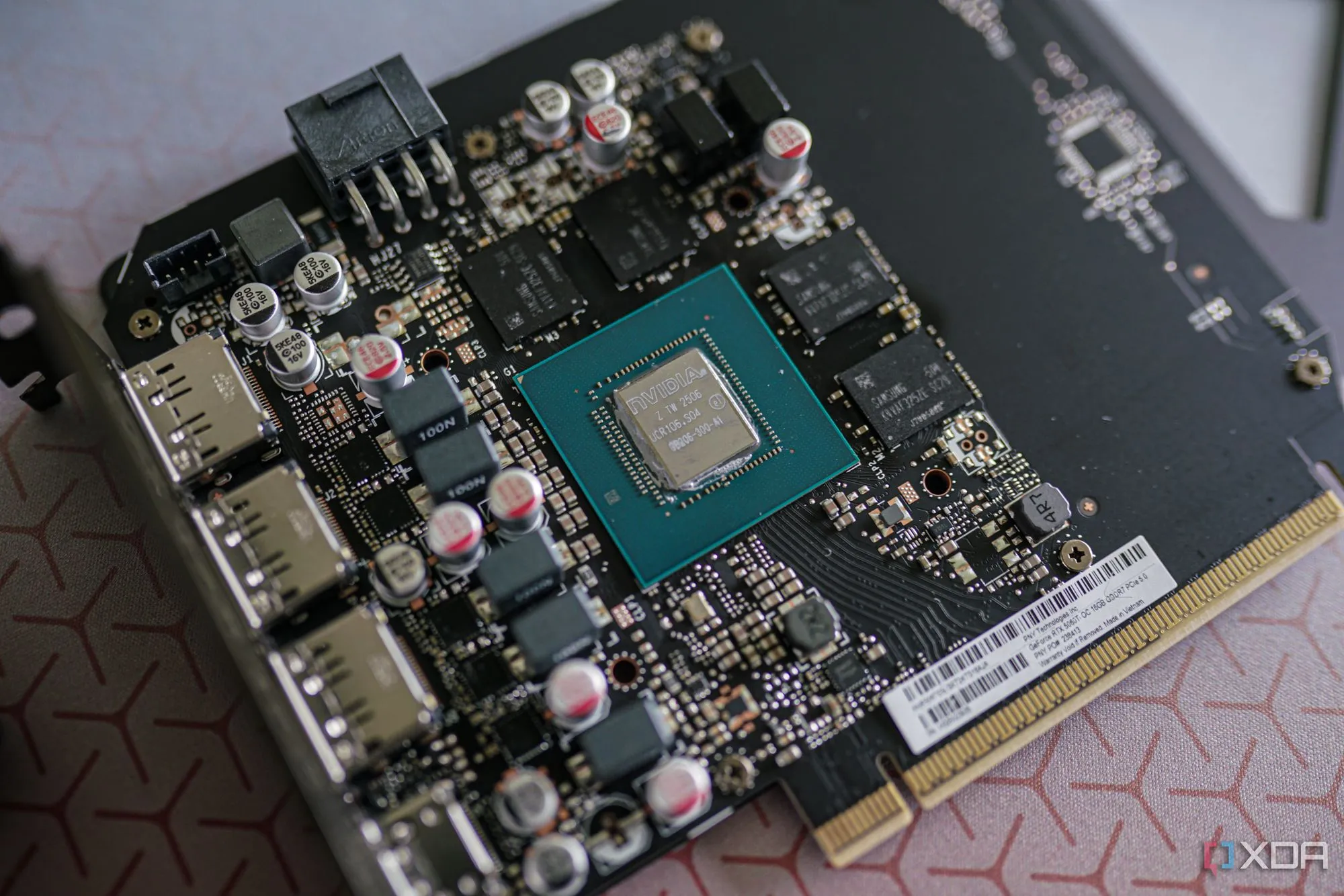 Nhiệt độ hoạt động của card đồ họa sau khi thay keo tản nhiệt