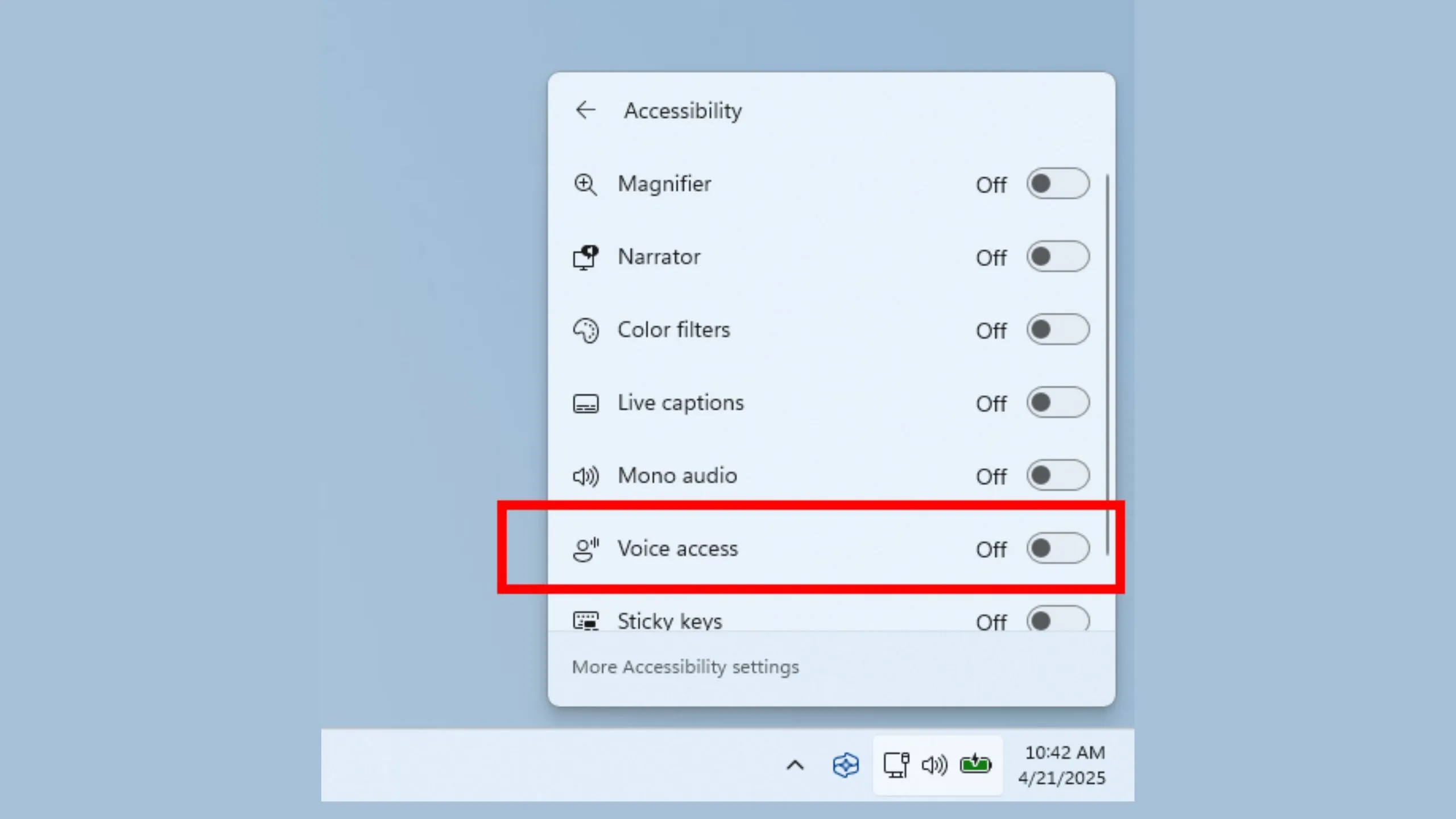 Nút bật tắt Voice Access hiển thị trong menu Hành động nhanh (Quick Actions) trên thanh tác vụ Windows 11