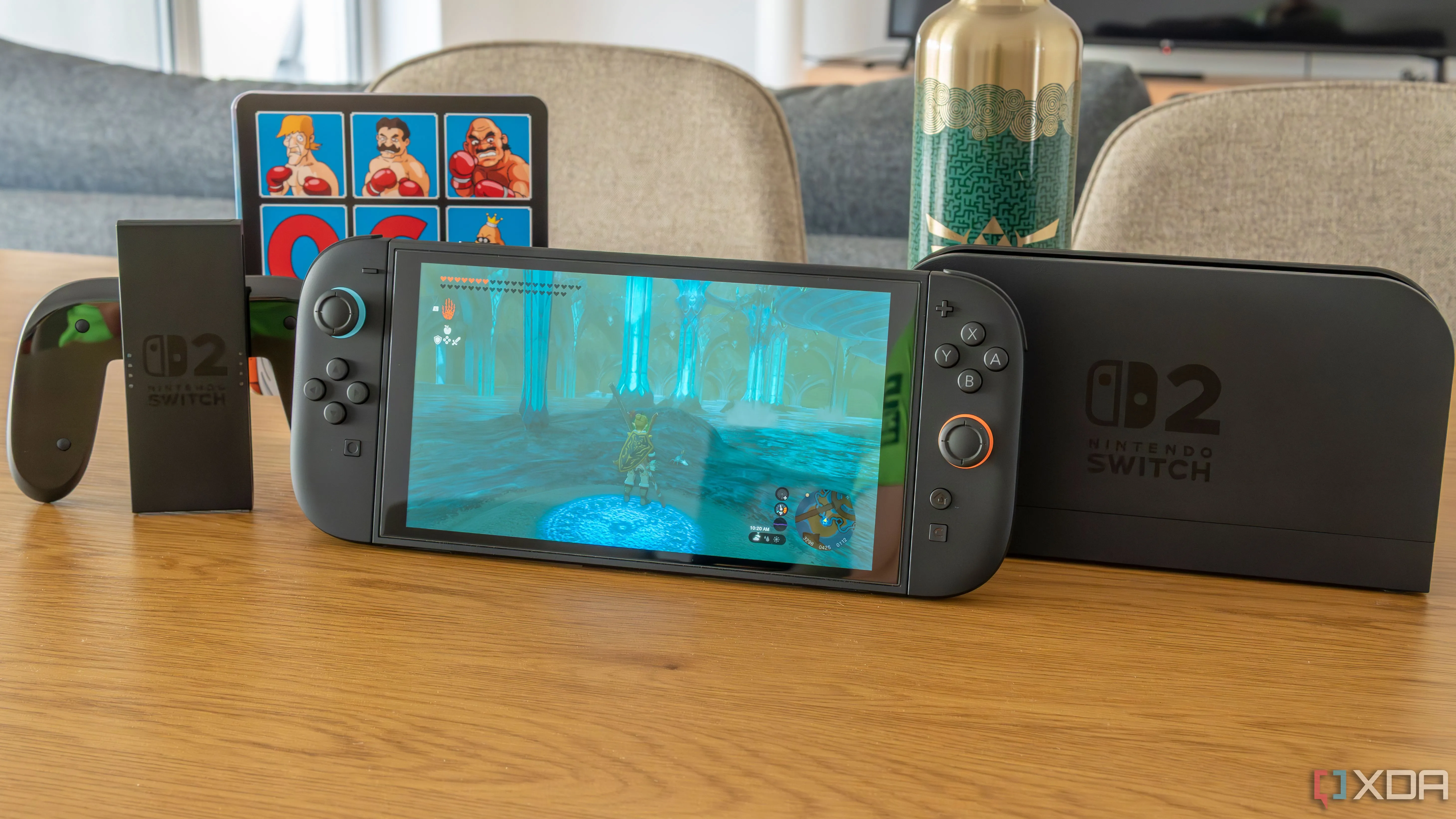 Thiết bị chơi game cầm tay Nintendo Switch 2 với bộ điều khiển tháo rời và khả năng kết nối linh hoạt