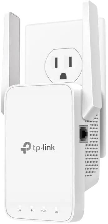 Thiết bị mở rộng sóng WiFi TP-Link AC1200 với hai ăng-ten gập, màu trắng, cắm trực tiếp vào ổ điện, giúp tăng cường tín hiệu mạng.