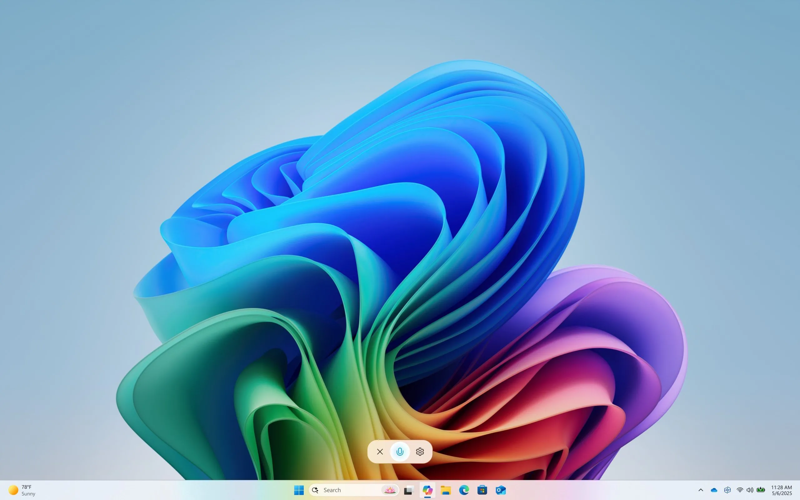 Tính năng "nhấn để nói" của Copilot trên Windows 11 với biểu tượng micro