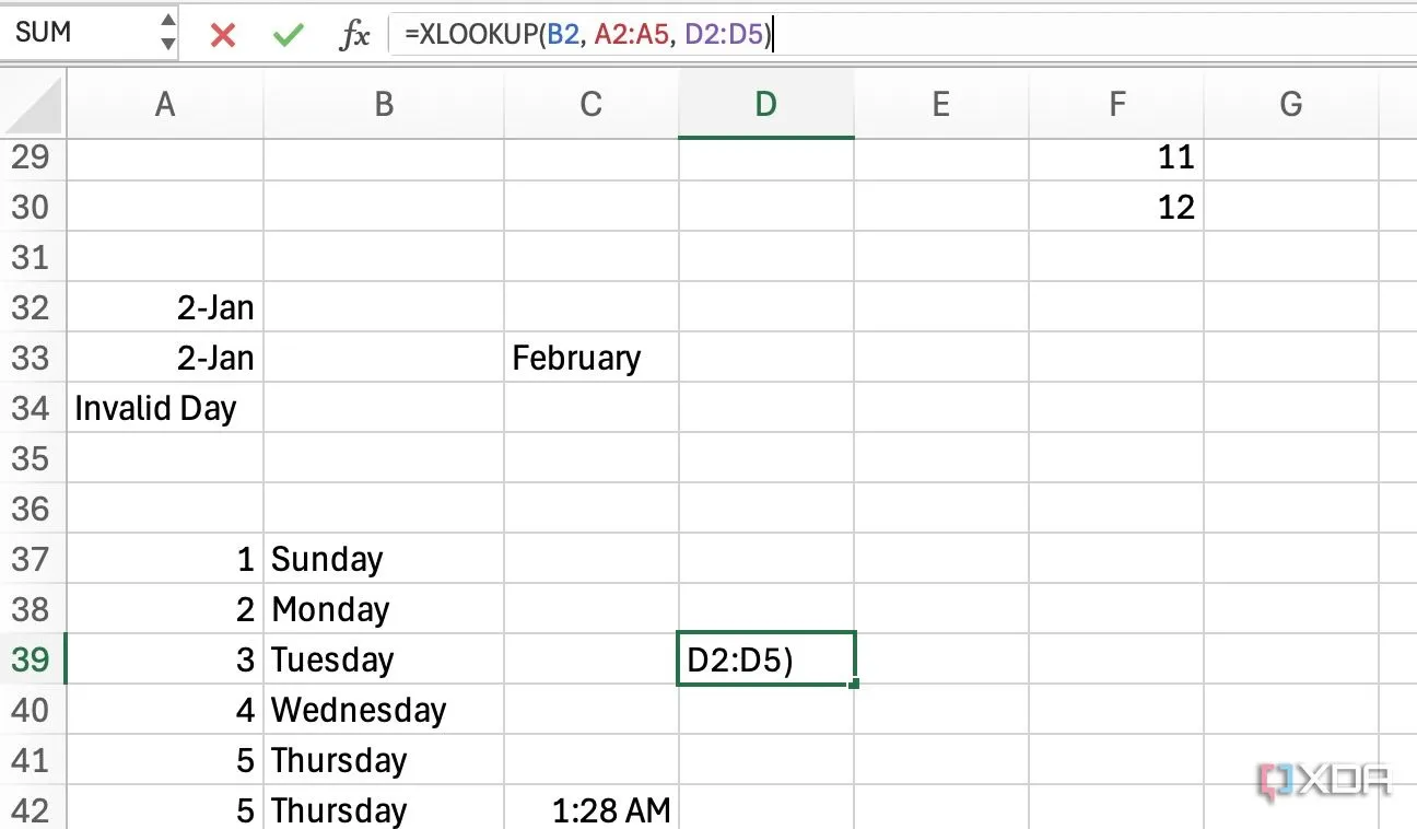 Ví dụ minh họa cách sử dụng hàm XLOOKUP trong Excel để dò tìm dữ liệu từ bảng sản phẩm